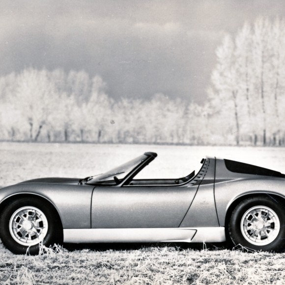 The 1968 Bertone Lamborghini Miura 5481800223 335717ecc0 o 290x290 The 1968 Bertone Lamborghini Miura