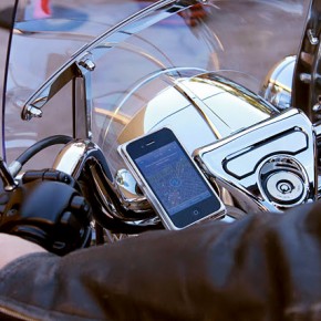 AeroDynamic iPhone Motorcycle Mount AeroDynamic iPhone Motorcycle Mount