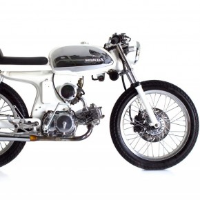Honda S90 Cafe Racer by Deus Ex Machina Honda S90 Cafe Racer by Deus Ex Machina