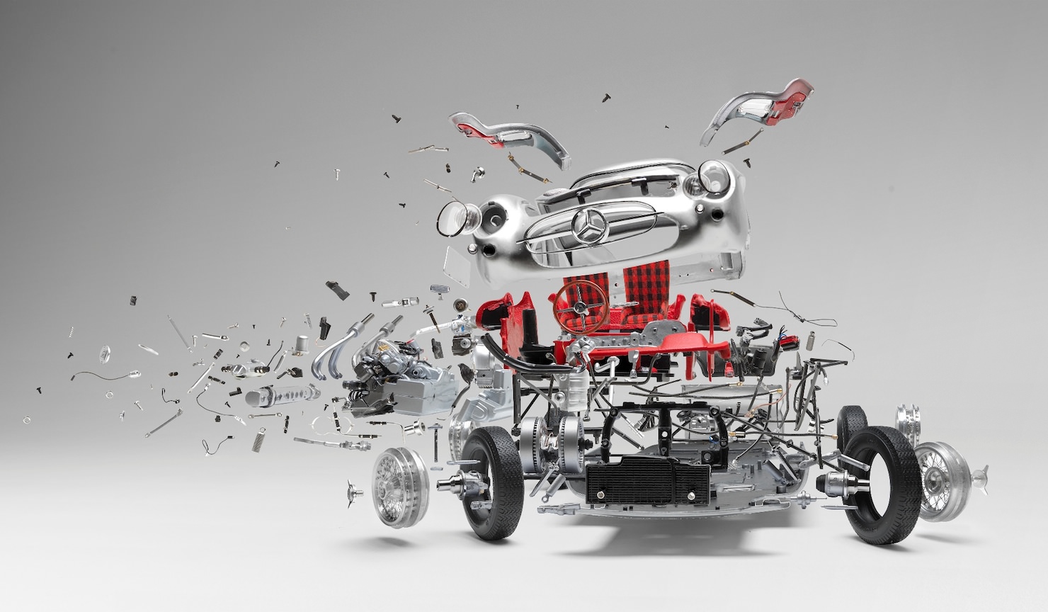 Fabien Oefner’s Disintegrating Cars Fabien Oefner’s Disintegrating Cars 2 740x432 Fabien Oefner’s Disintegrating Cars