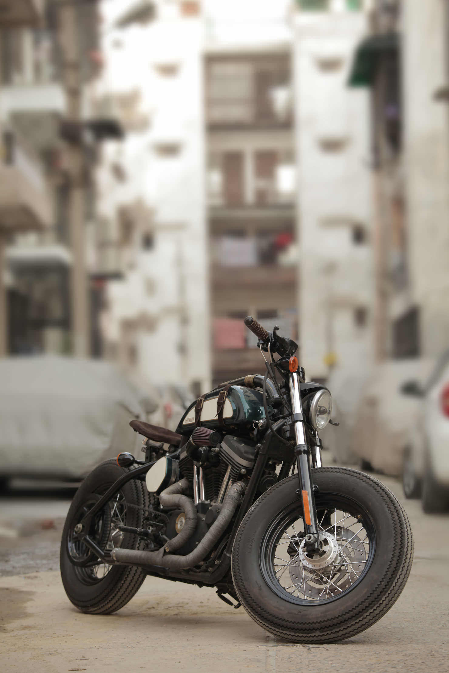 Harley Davidson 883 by TJ Moto Harley Davidson Indian 2 740x1110 Harley Davidson 883 by TJ Moto