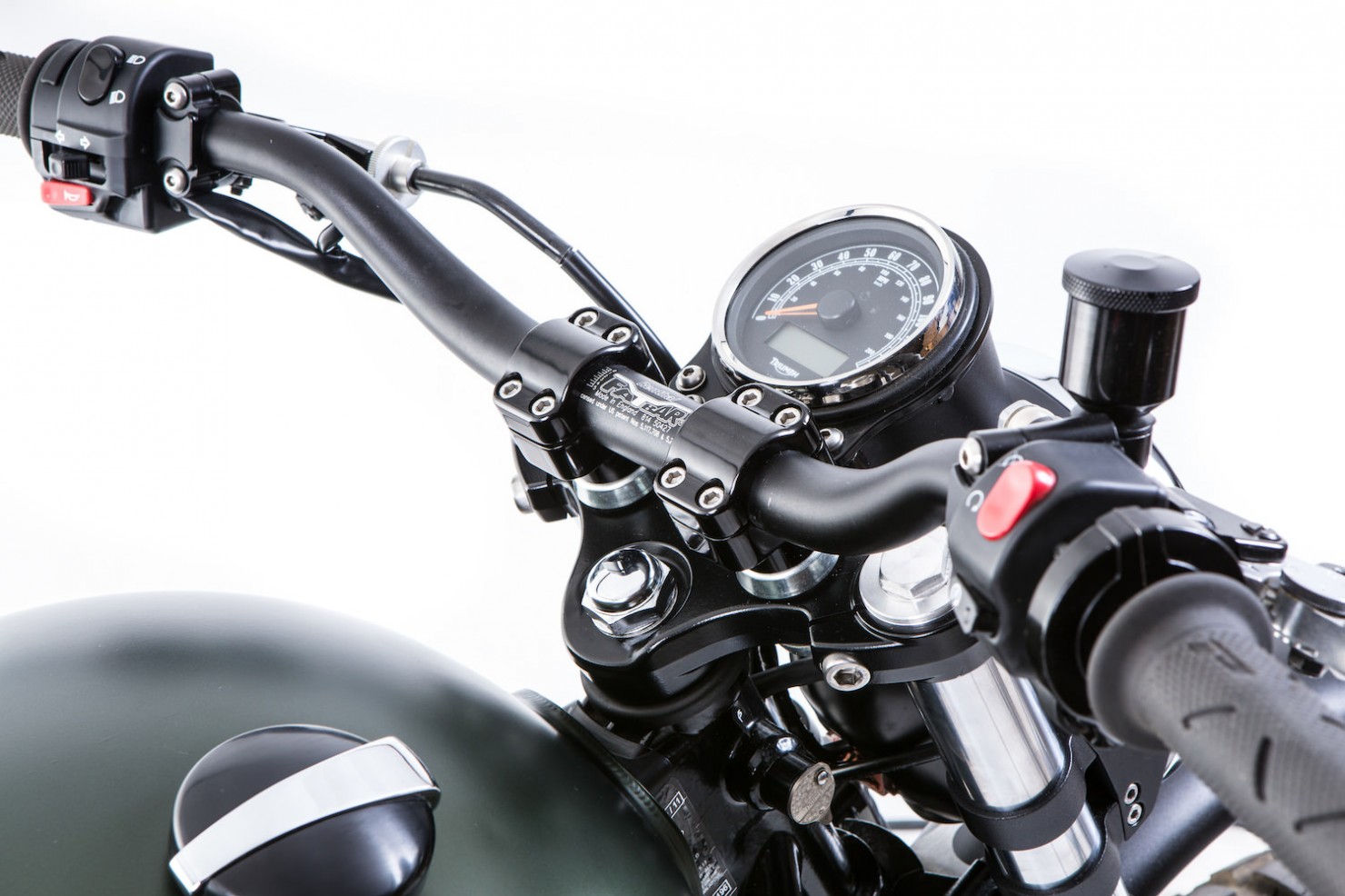 The Dirt Bike by British Customs Triumph Scrambler 18 740x493 The Dirt Bike by British Customs