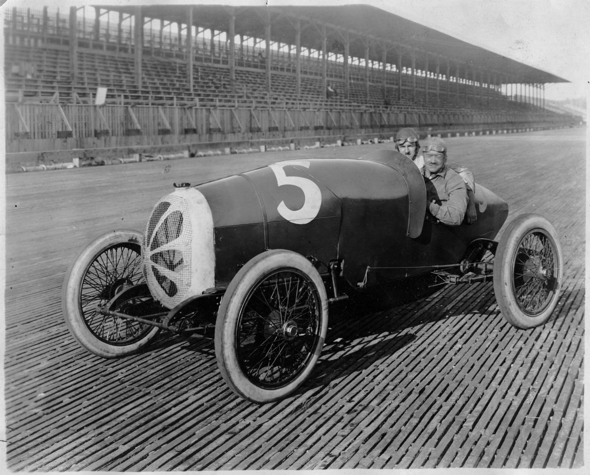 Board Track Racing Car #5