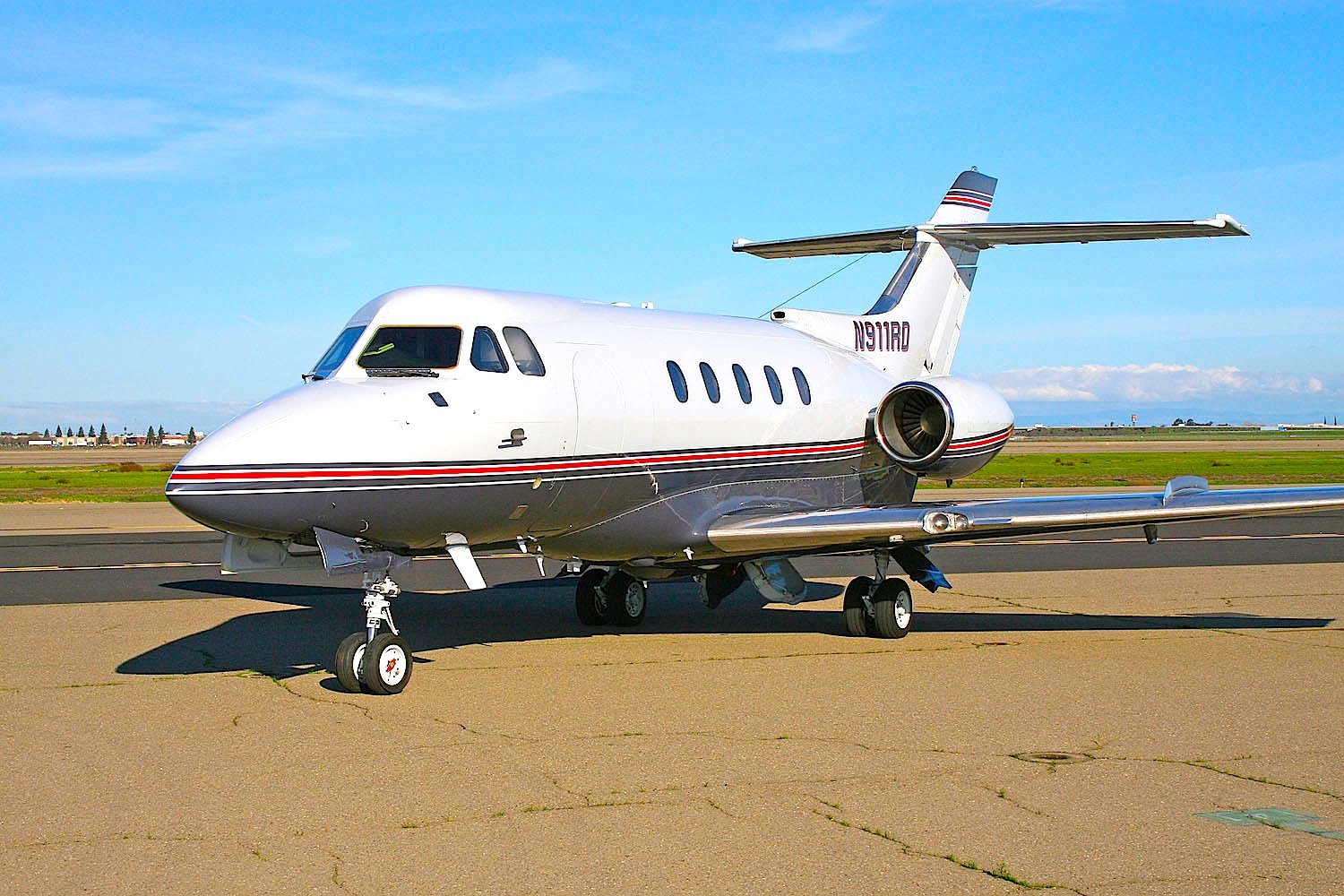 Hawker Private Jet - (SILODROME)