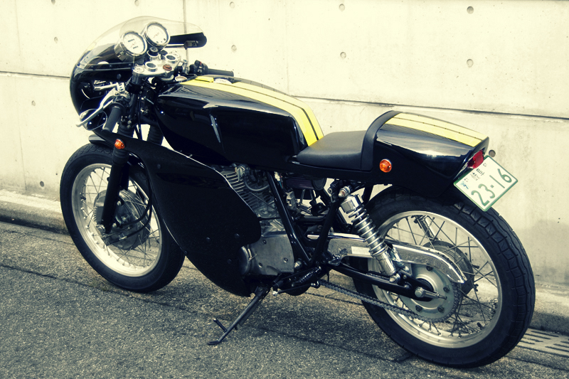  Yamaha  SR400 Custom by Motor  Rock