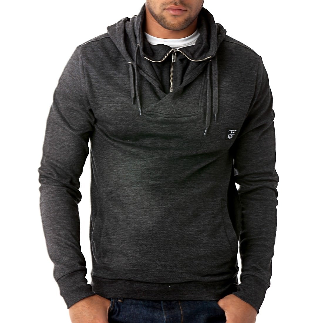 Pull Over Hoody by Under 2 Flags