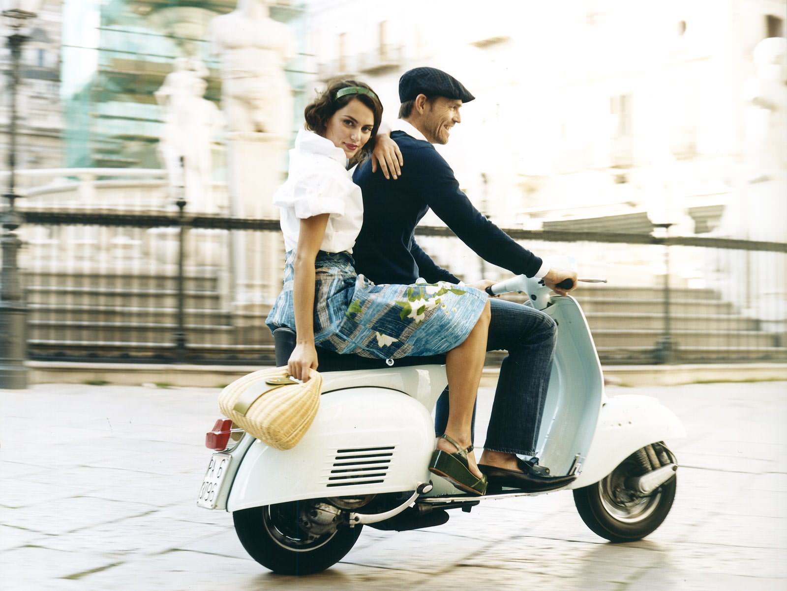 1950s girl riding a vespa in Italy : r/pics