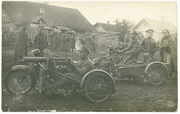 39th Tomsk infantry regiment with their motorcycle-mounted machine guns during WW1, Russia