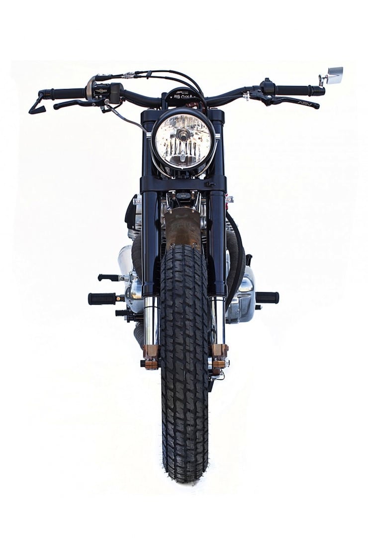 kawasaki w650 custom motorbike