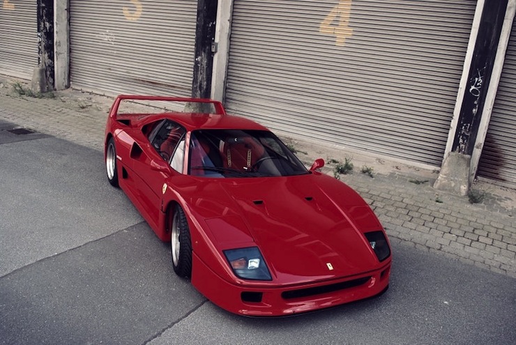 Historic supercars: Ferrari F40 - Overdrive