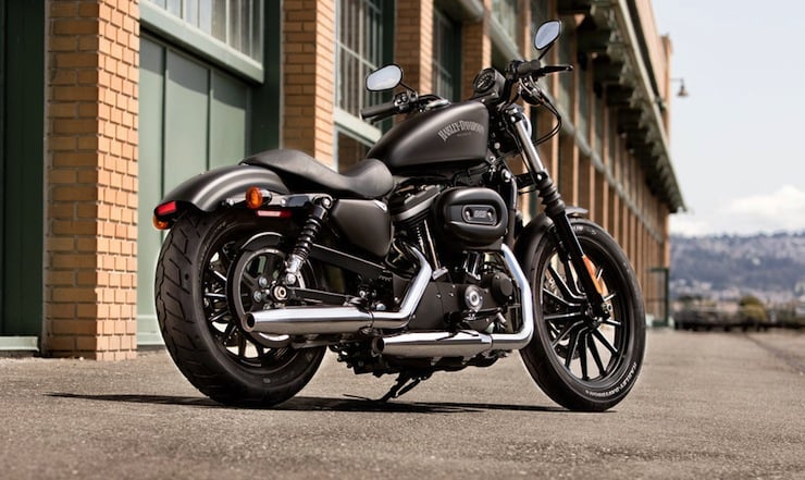Harley-Davidson Iron 883 3