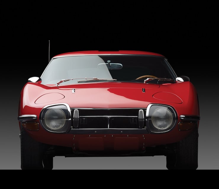 Toyota 2000GT Front