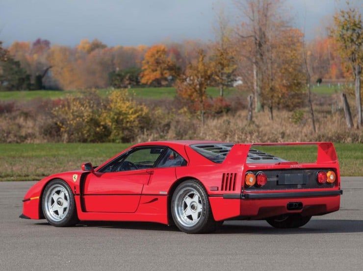 1990 Ferrari F40 3