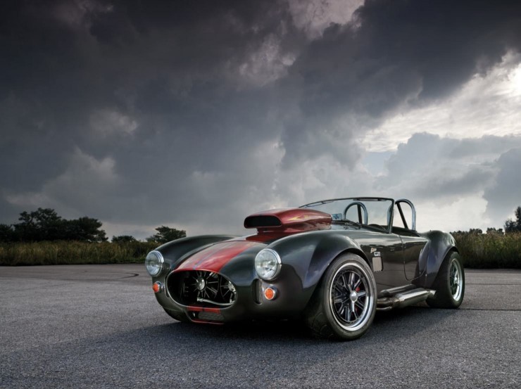 12.9 Litre Weineck Cobra V8 6