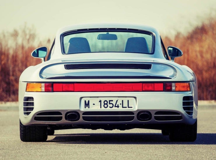 Porsche 959 back_Fotor