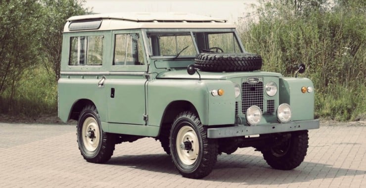 LAND ROVER SERIES IIA FRONT