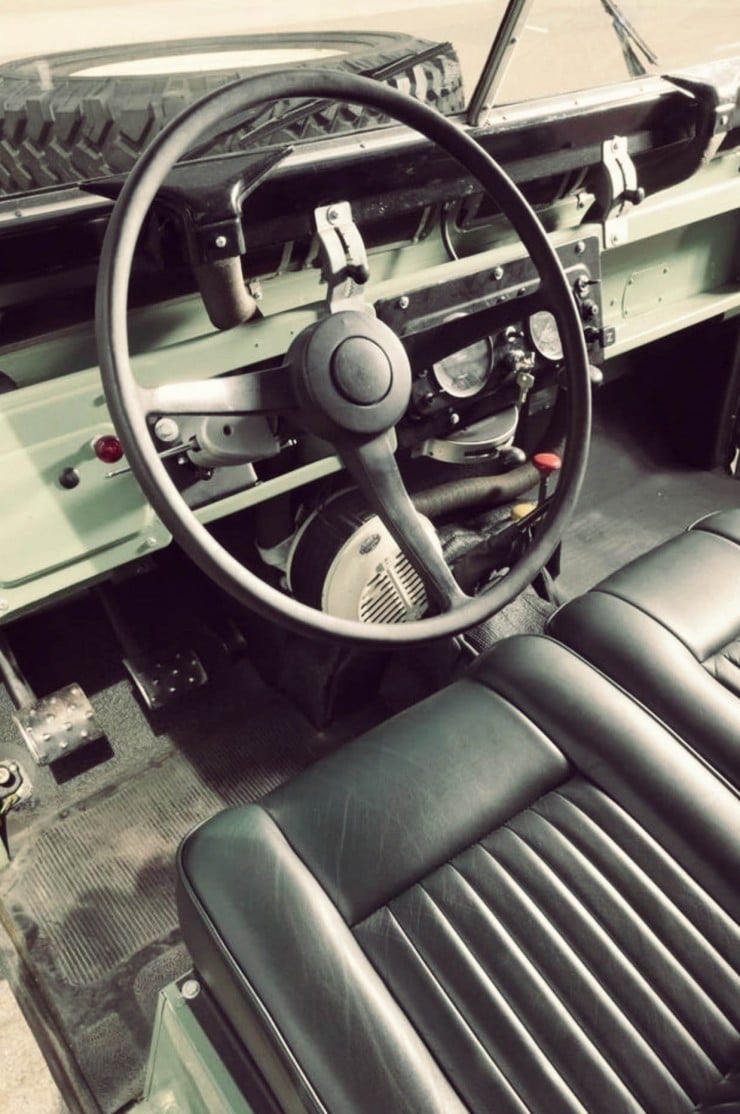 LAND ROVER SERIES IIA STEERING WHEEL