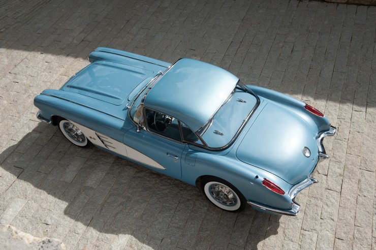 1960 Chevrolet Corvette 13