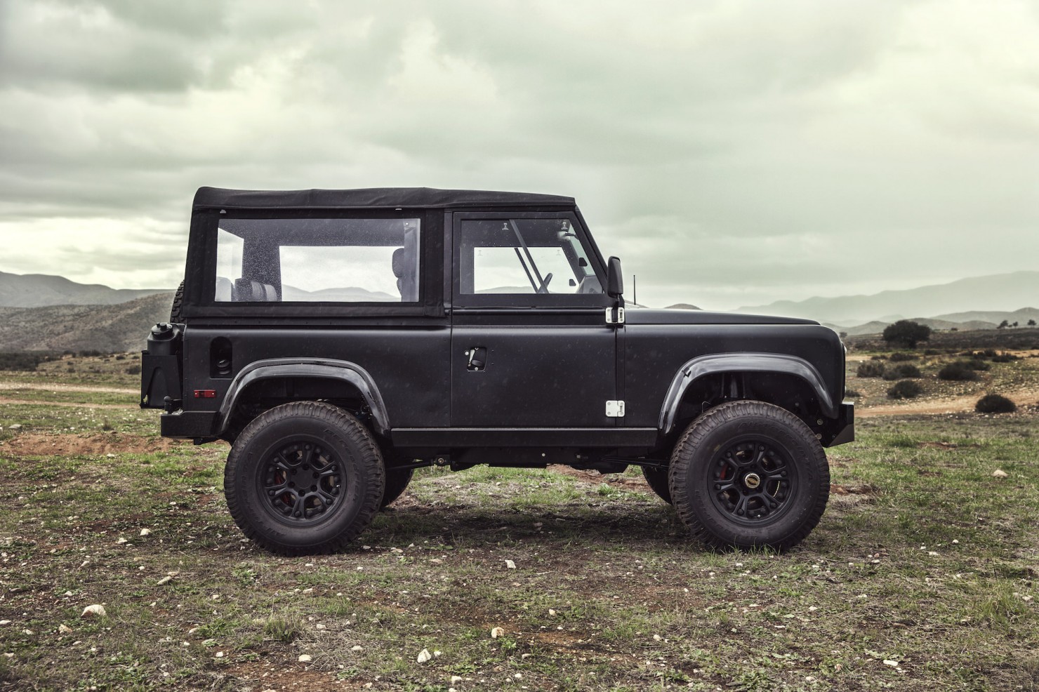Land Rover Ls3 ICON Land Rover Defender D90 LS3 V8