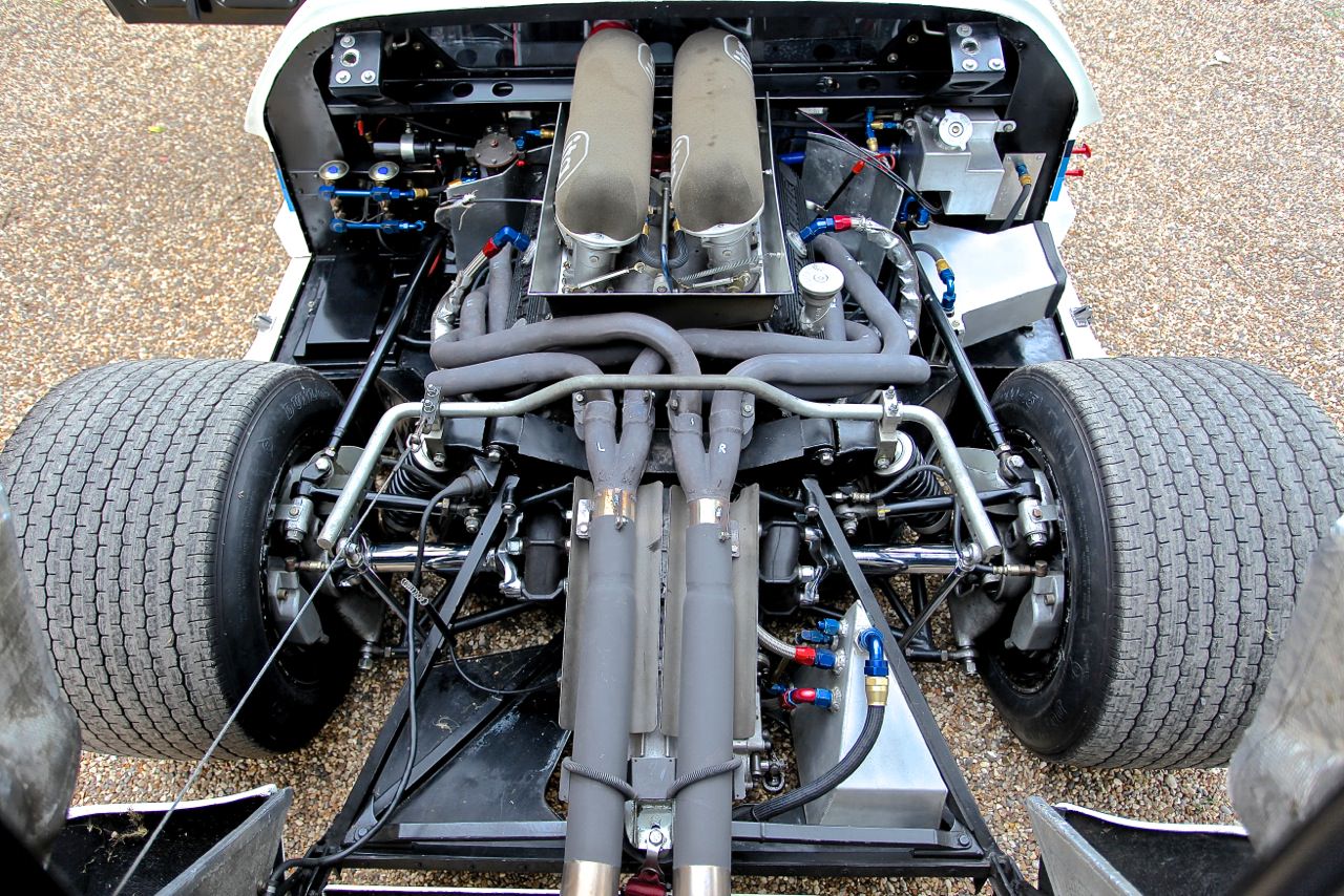 Ford-GT40-8.jpeg