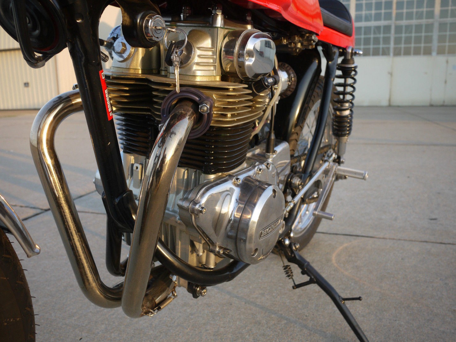 Honda_CB350_Cafe_Racer_14