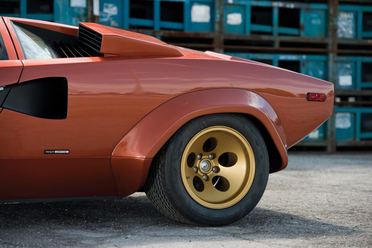 Lamborghini_Countach_LP400S_7