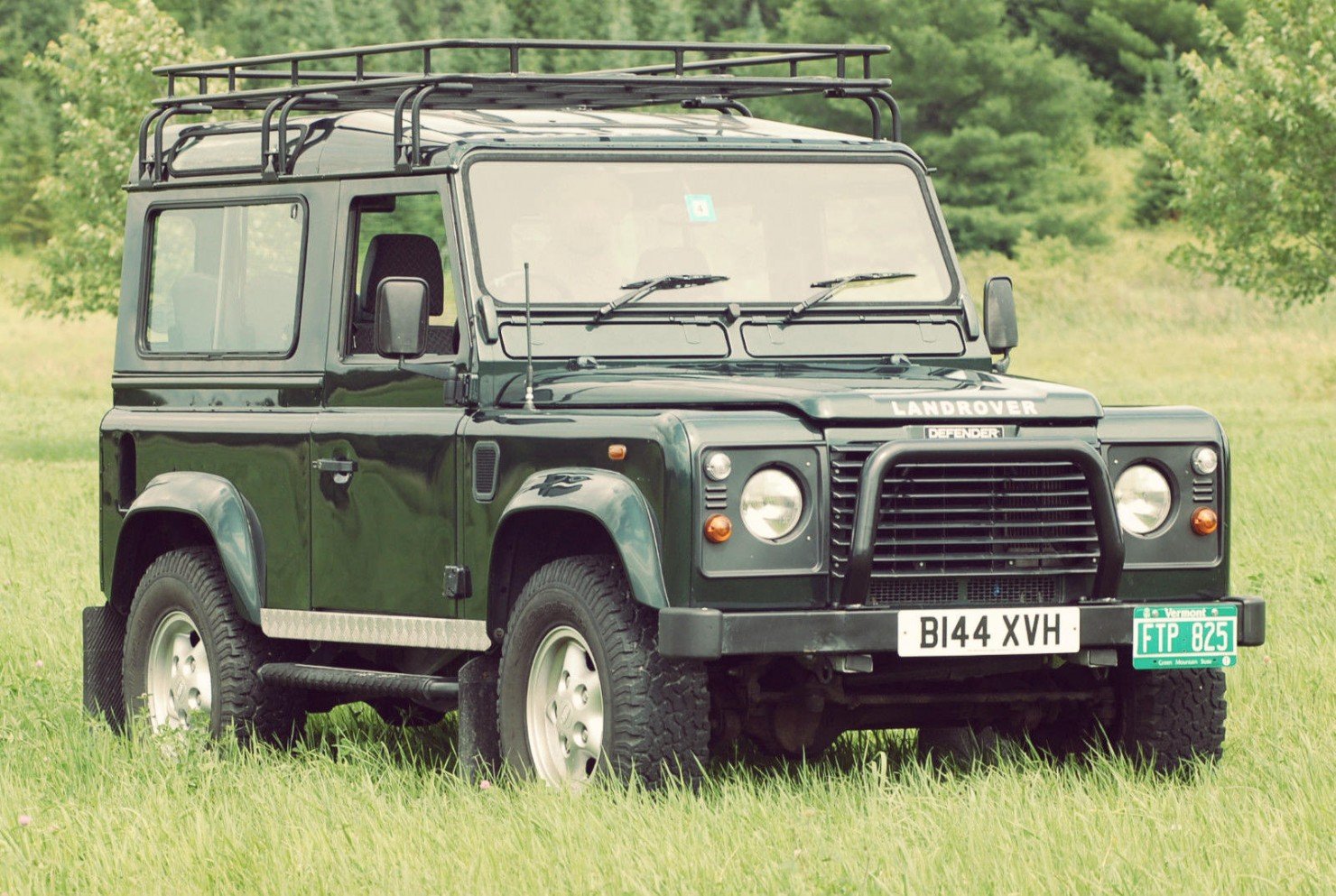 Land Rover Defender 90