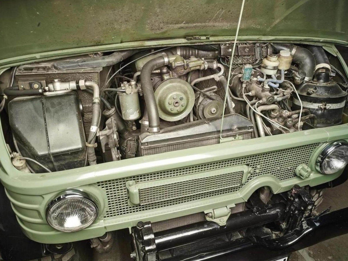 Mercedes-Benz Unimog Engine