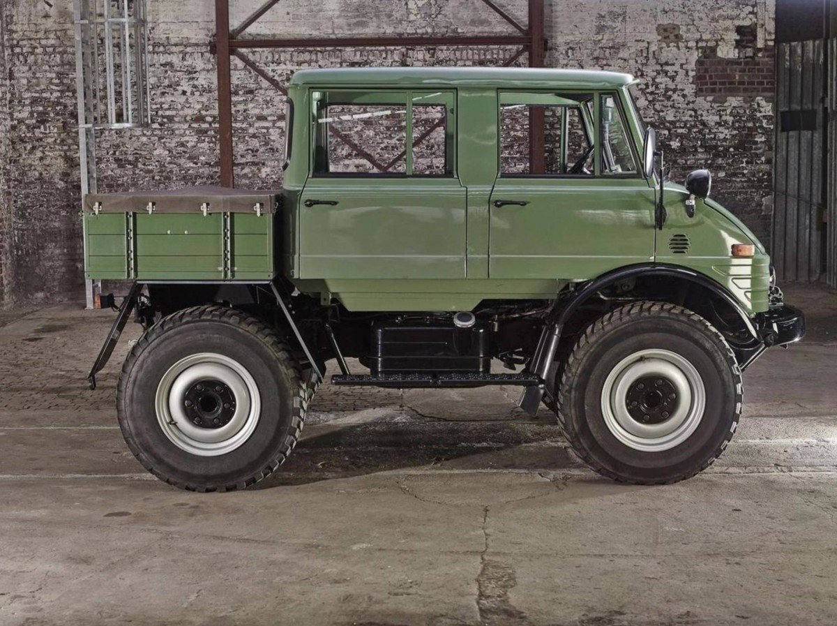 Mercedes-Benz Unimog Doppelkabine