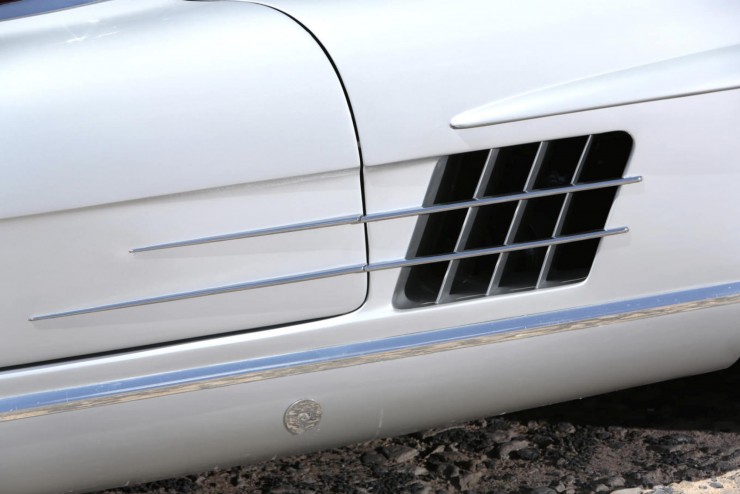 Mercedes-Benz_300SL_Roadster_4