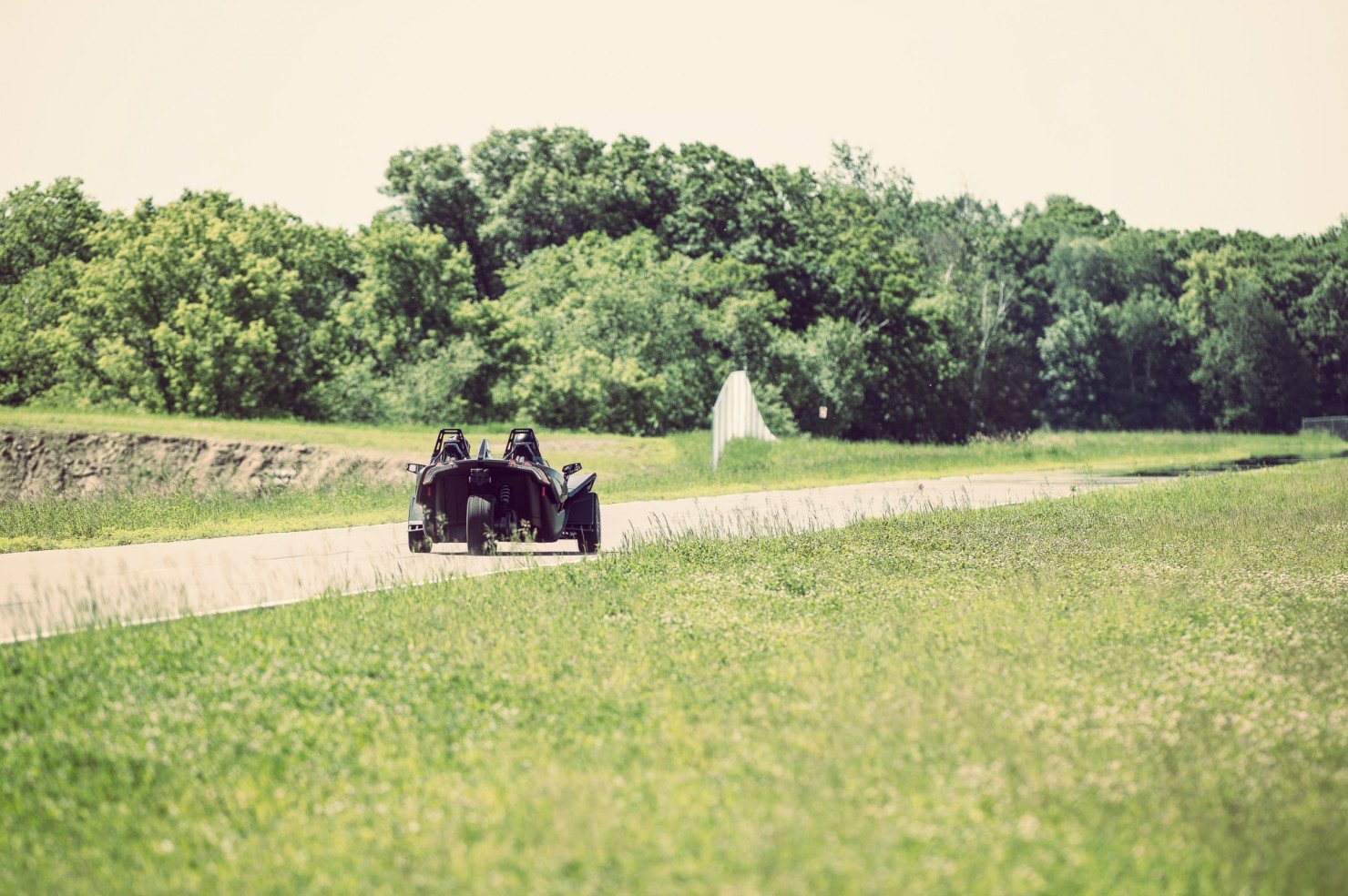 Polaris_Slingshot_8