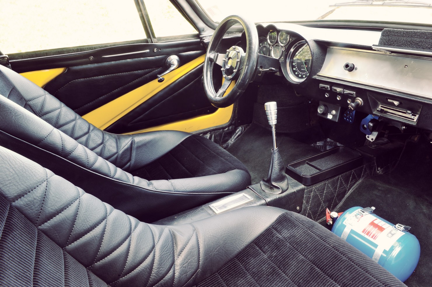 Alpine_A110_Car_8