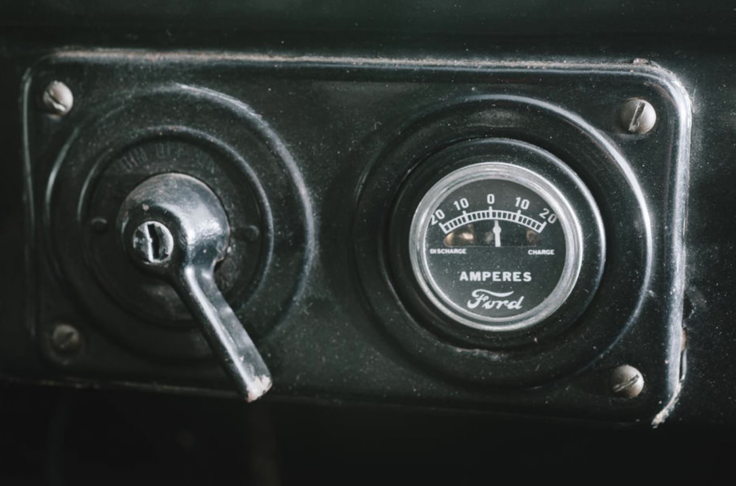 Ford Model T Roadster Dashboard