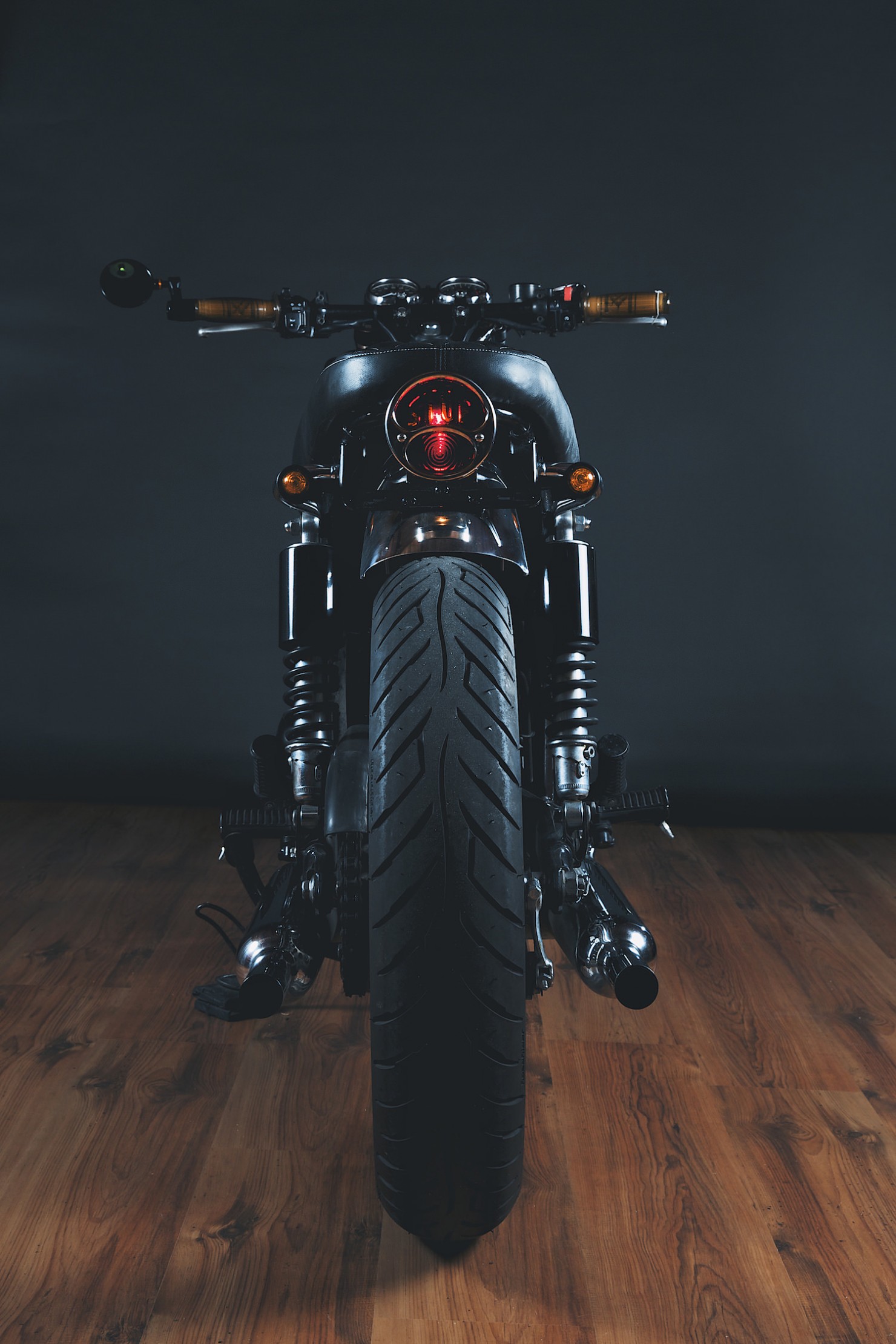 Kawasaki_W650_Motorcycle_11