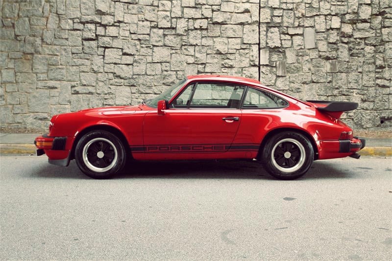 Vintage_Porsche_911_16