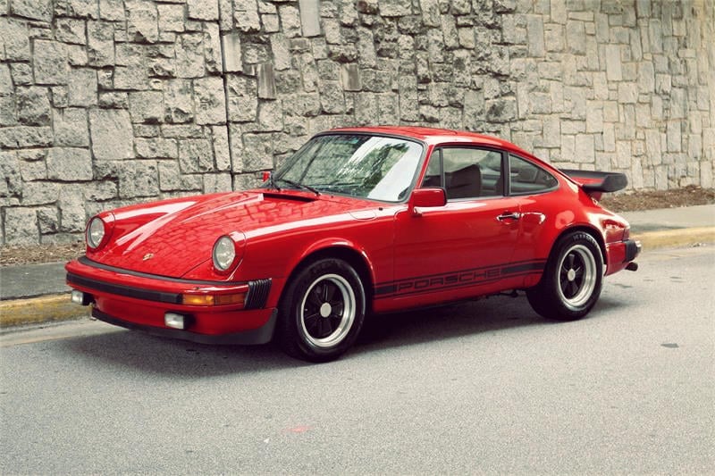 Vintage_Porsche_911_6