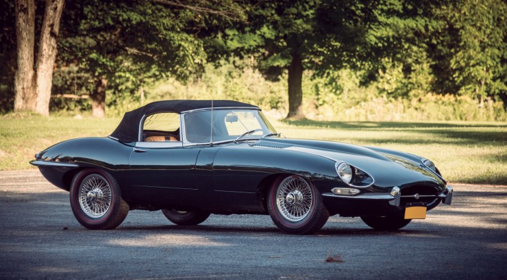 Jaguar_E-Type_Car_11