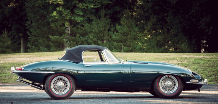 Jaguar_E-Type_Car_13