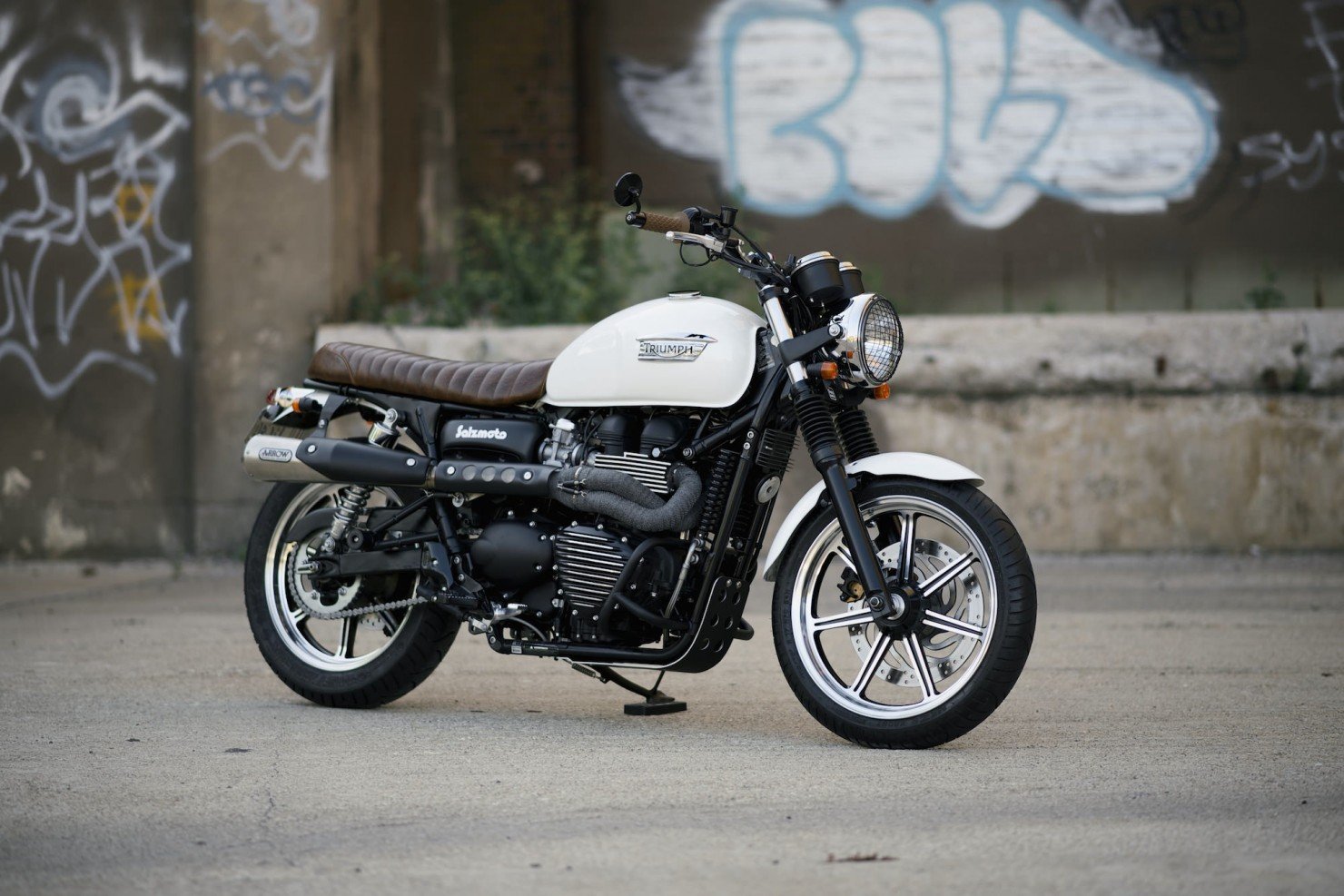 Triumph_Bonneville_Motorcycle_27