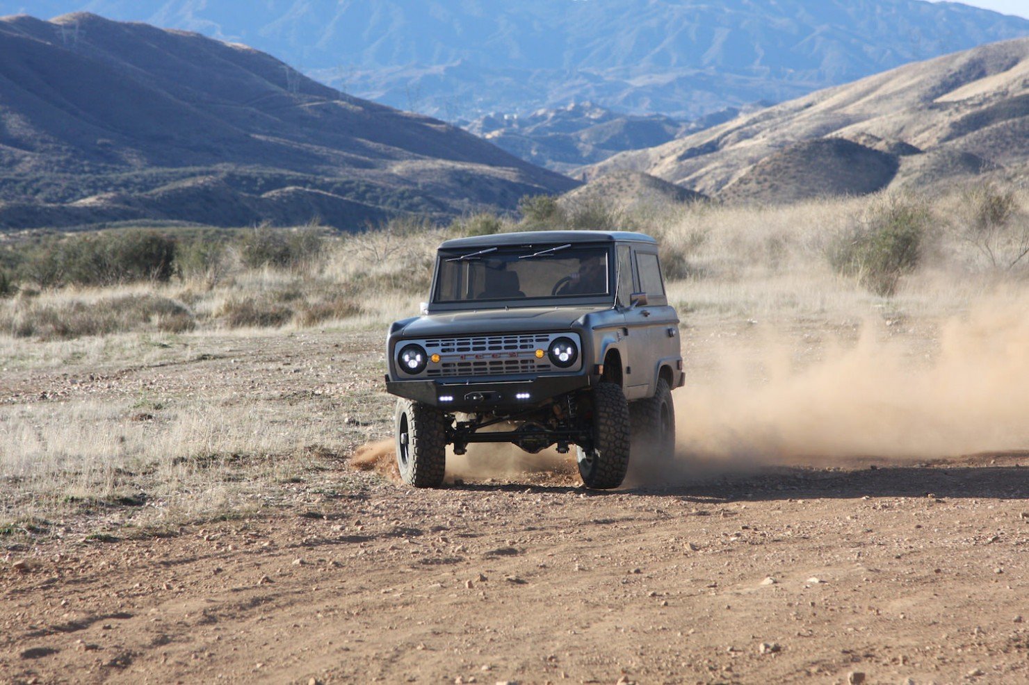 Bronco_Offroad_F34_Dusty_Drift