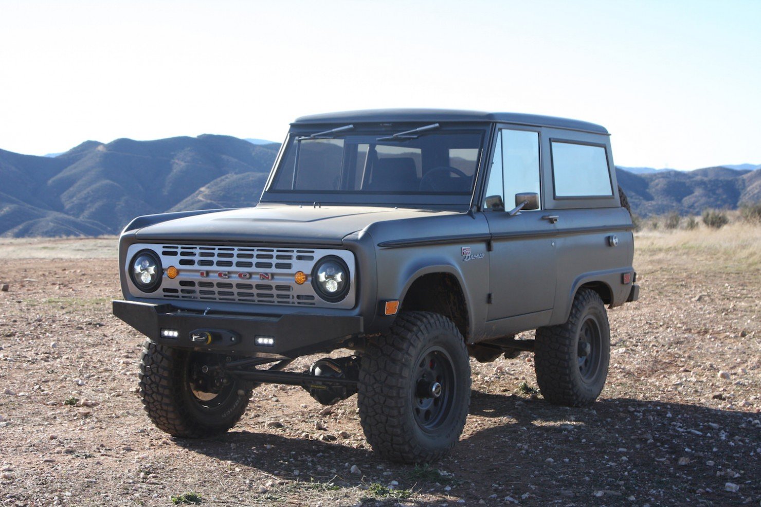 Bronco_Offroad_F34_Static_Beauty