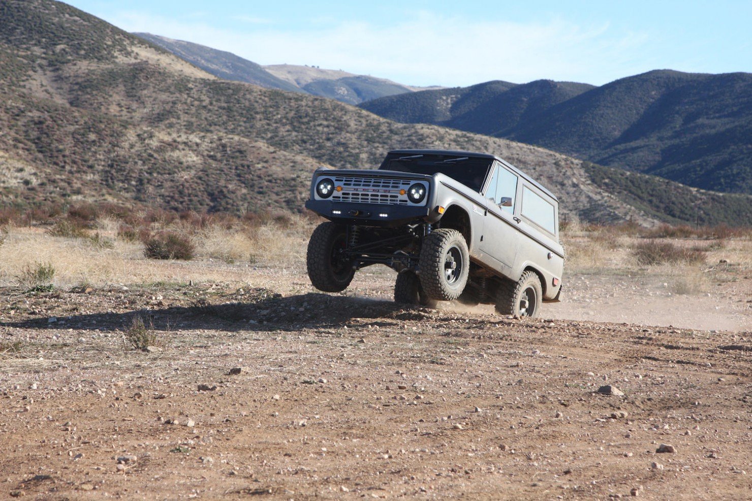 Bronco_Offroad_Jump