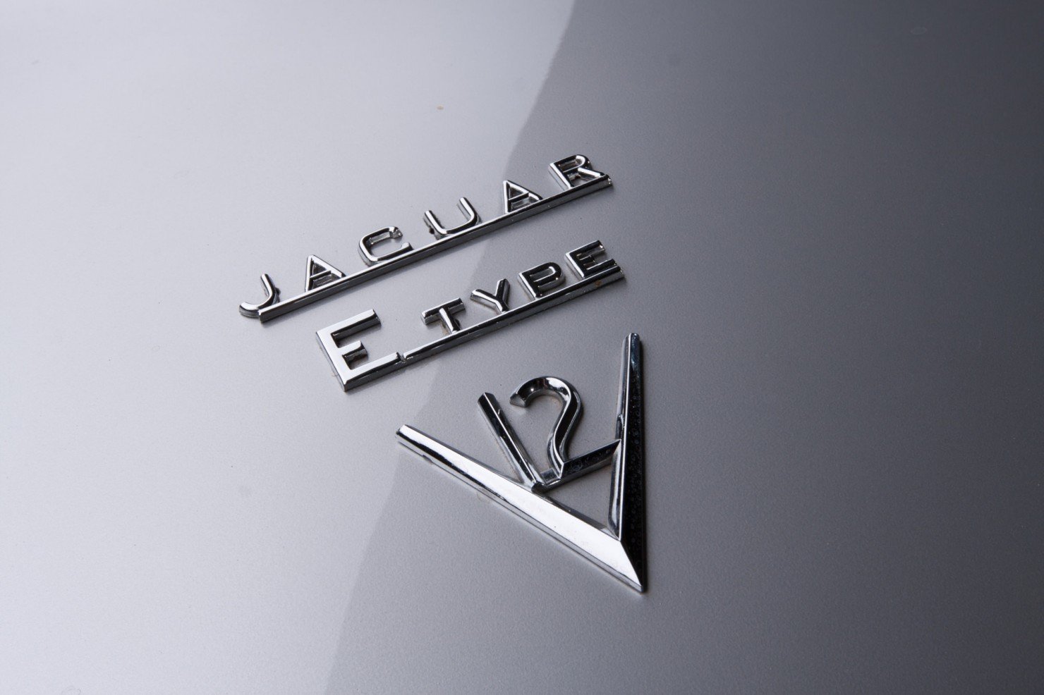 Jaguar_E-Type_V12_6
