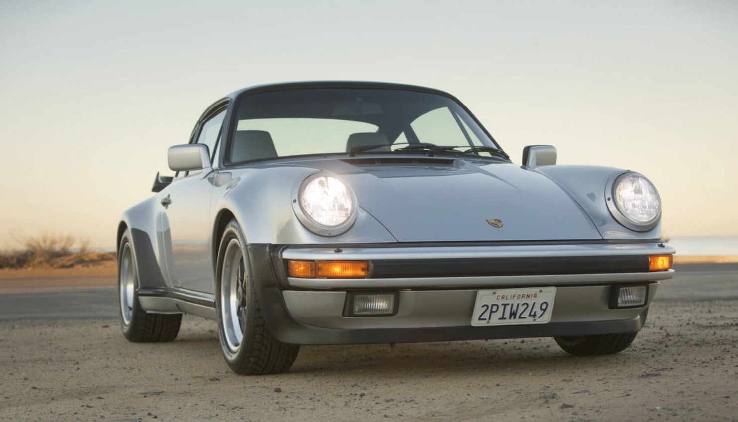 Porsche-911-Turbo-3