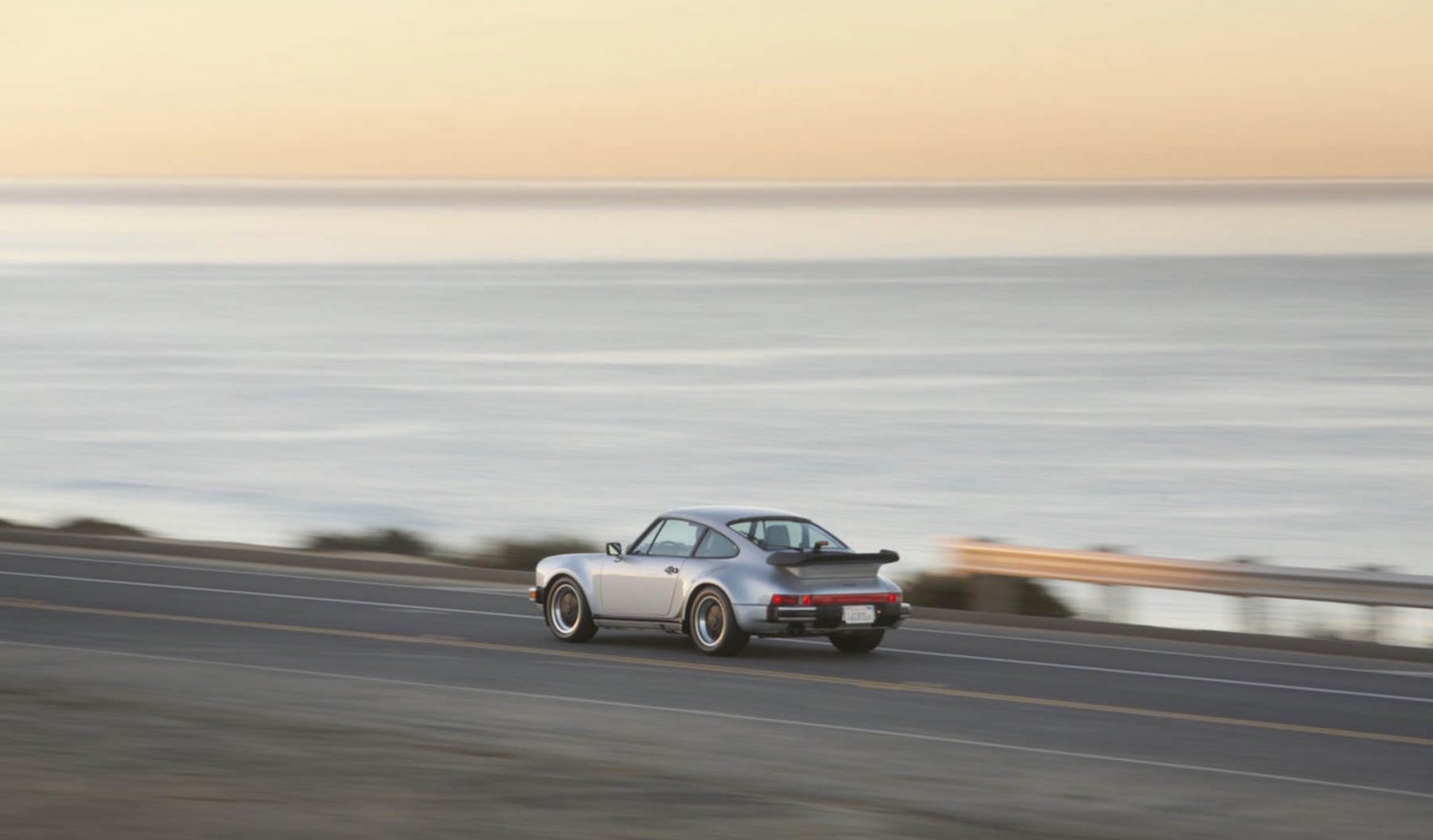 Porsche-911-Turbo-6