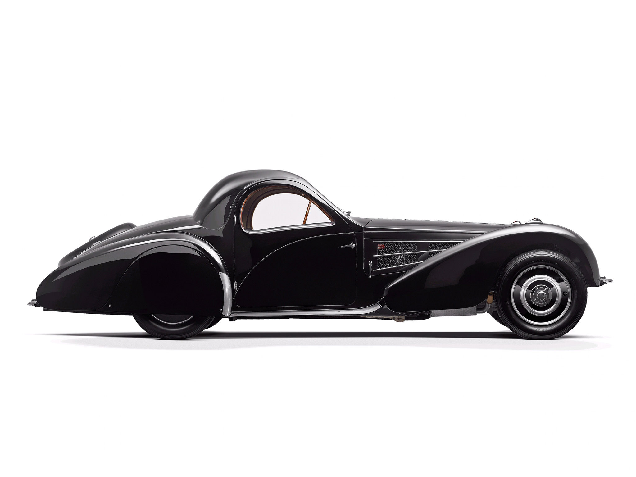 Bugatti Type 57SC Cutaway Wallpaper