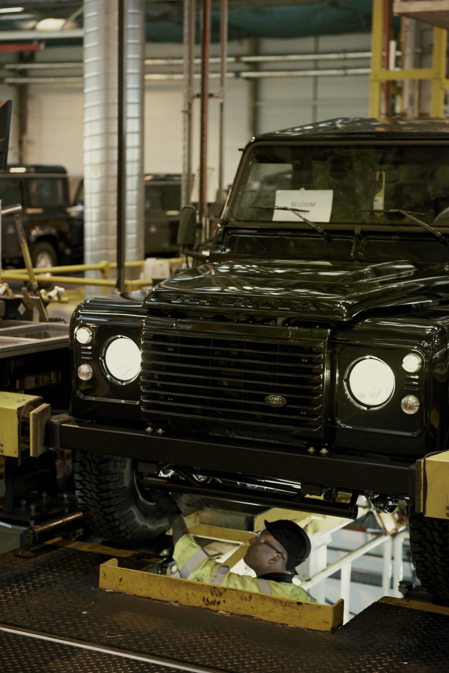 Land-Rover-Factory-11