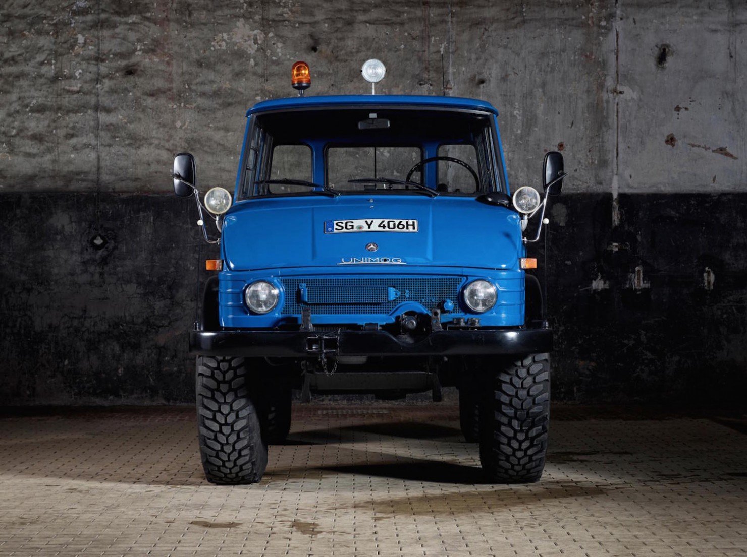 Mercedes-Benz Unimog