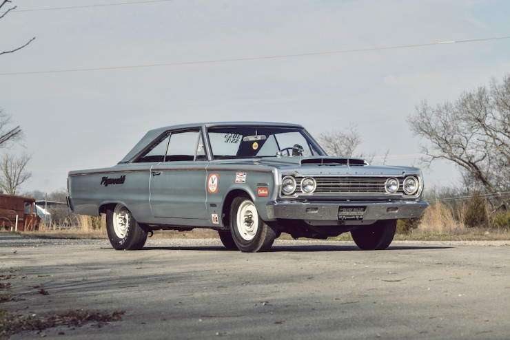 Plymouth-Belvedere-II-2