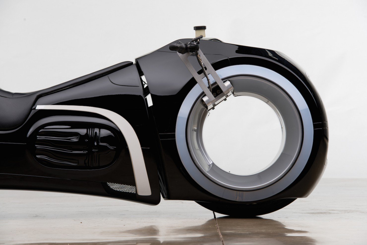 Tron Lightcycle 4